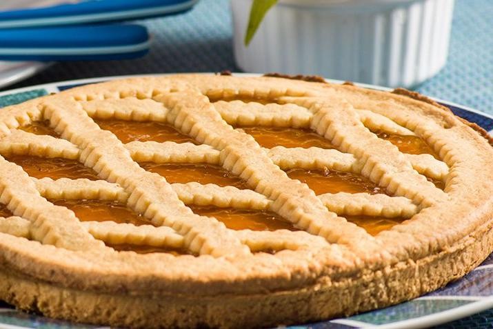 Apricot Linzertorte