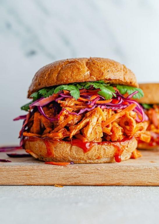 BBQ Jackfruit Veggie Burger