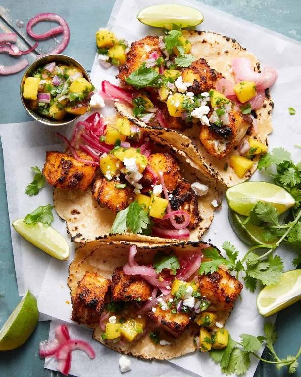 Bahama Breeze Mango Salsa Fish Tacos