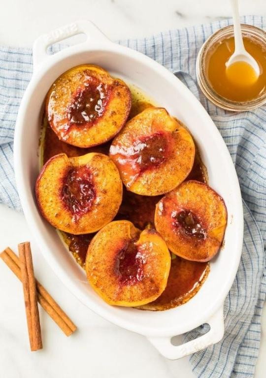 Baked Peaches with Cinnamon and Honey