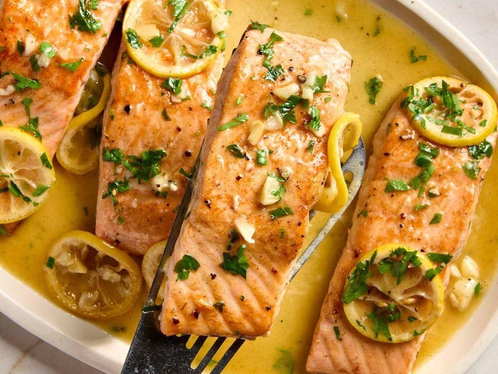 Baked Salmon with Lemon Butter Sauce