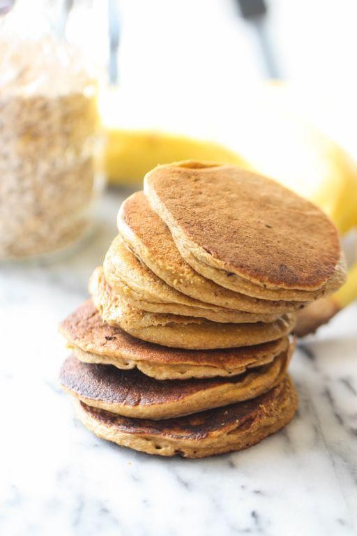Banana Applesauce Pancakes