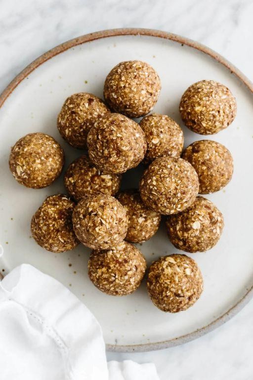Banana Bread Energy Bites