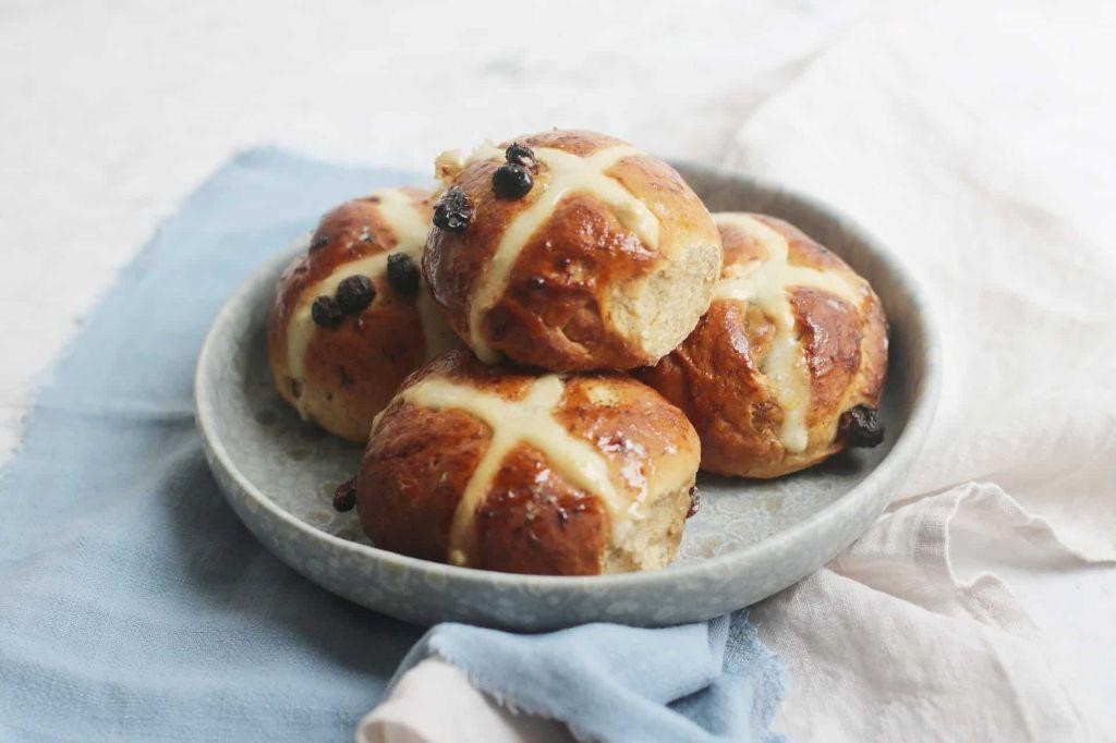 Banana Bread Hot Cross Buns