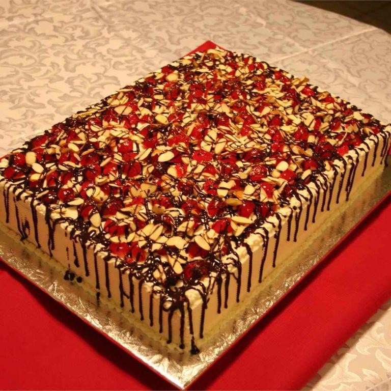 Banana Split Monkey Cake