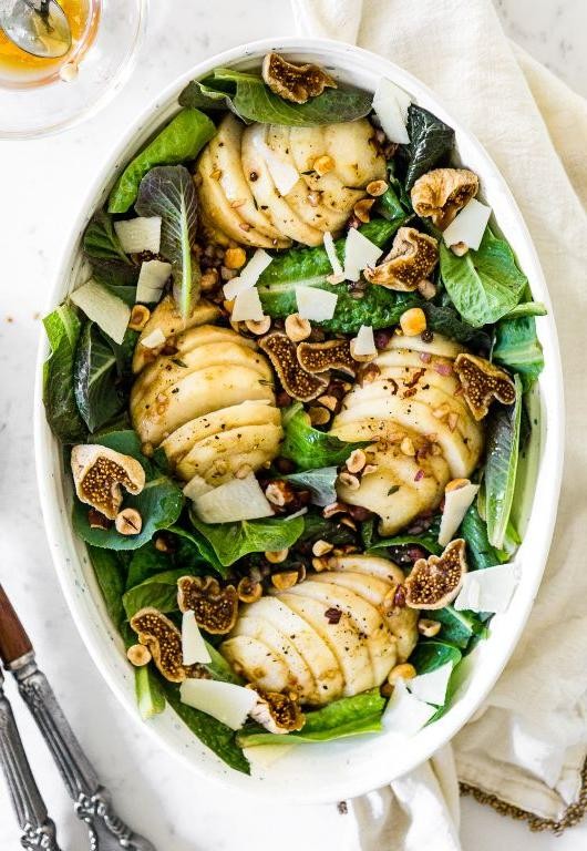 Bartlett Pear and Hazelnut Salad