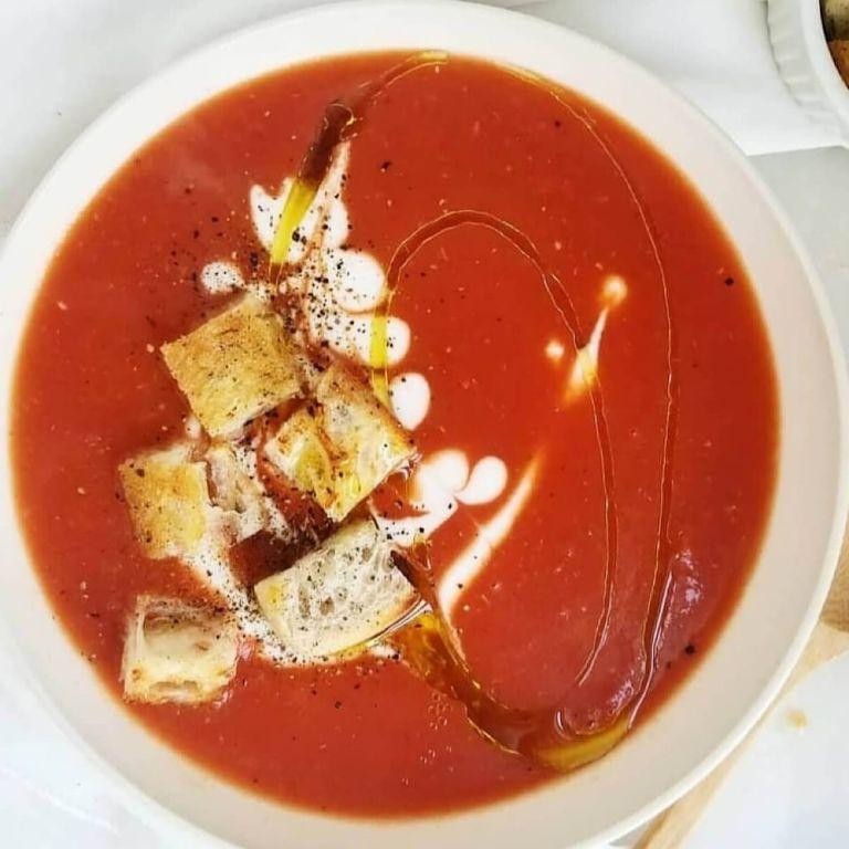 Beef Bone and Tomato Soup