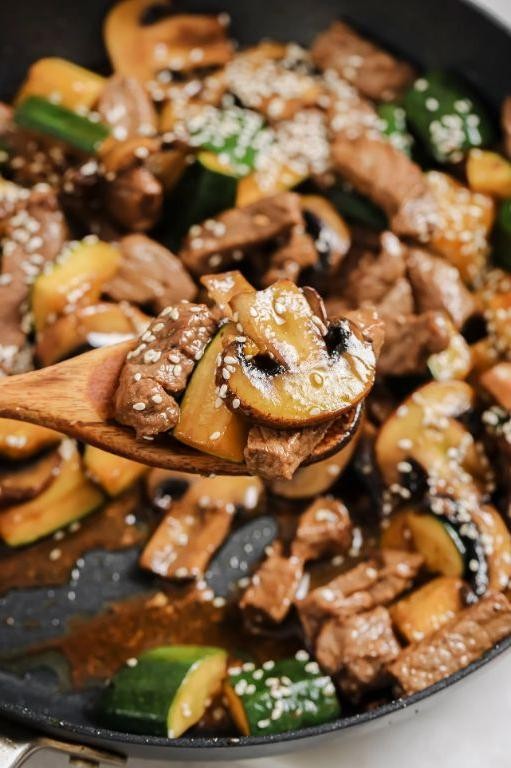 Beef Hibachi Noodles with Mushrooms