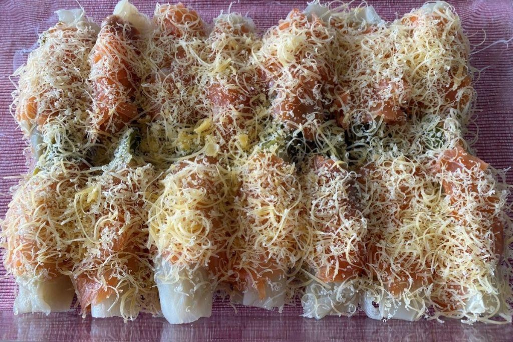 Belgian Endive and Smoked Salmon Rolls