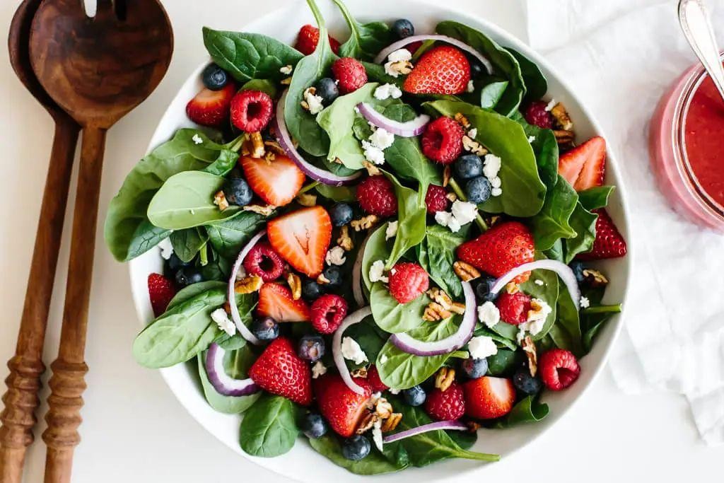 Berry and Spinach Salad