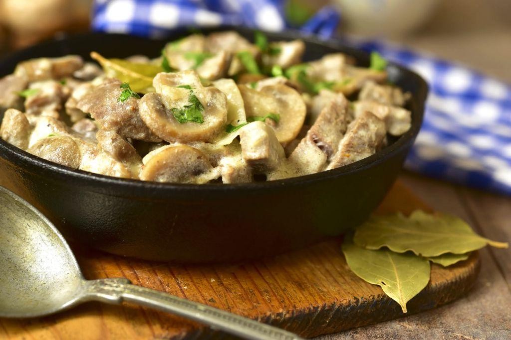 Bison Fondue with Wild Mushroom Sauce