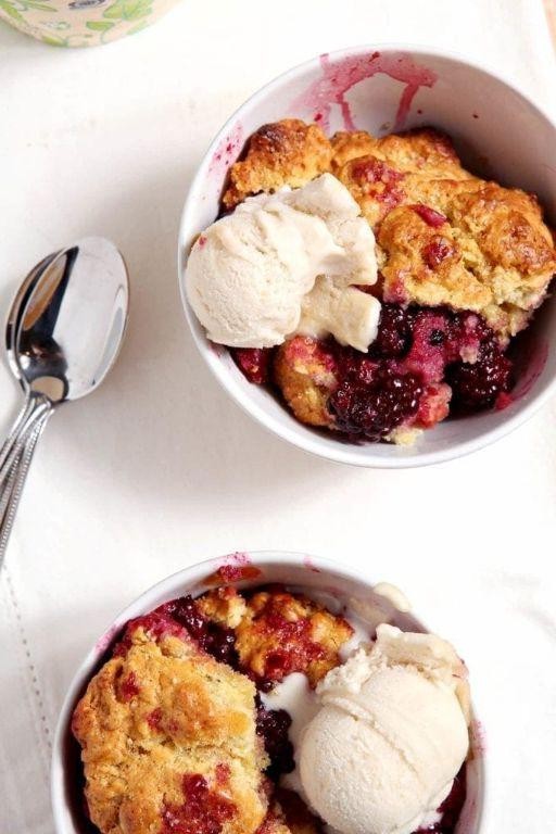 Blackberry Cobbler with Coconut Milk