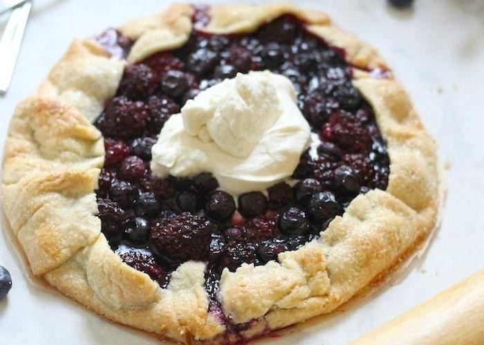 Blackberry and Walnut Pie