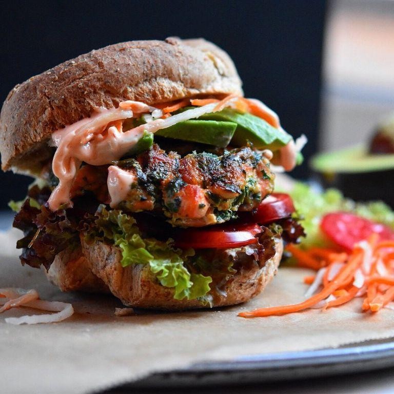 Blackened Salmon Burgers with Spicy Mayo