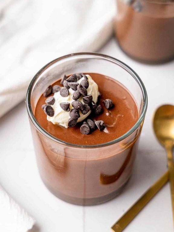 Blended Cottage Cheese and Dark Chocolate Mousse