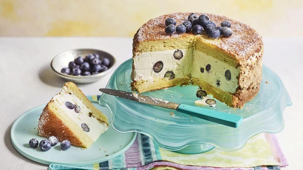 Blueberry Cookies and Cream Ice Cream Cake