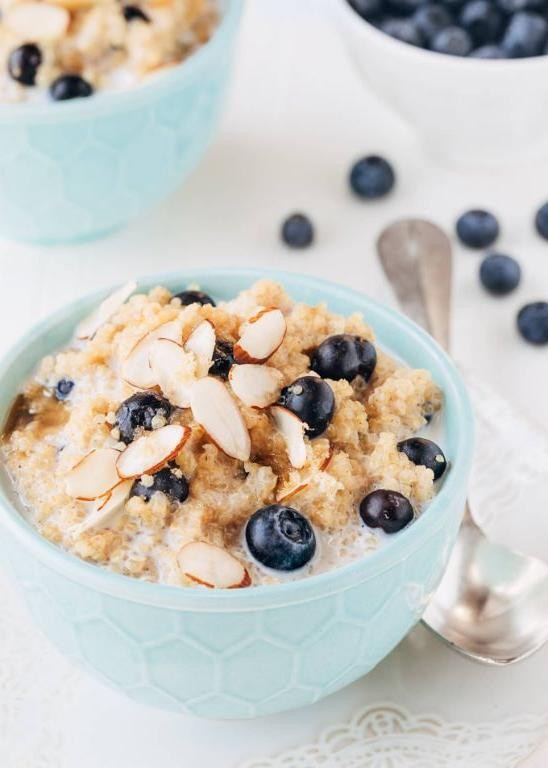 Blueberry Quinoa Porridge