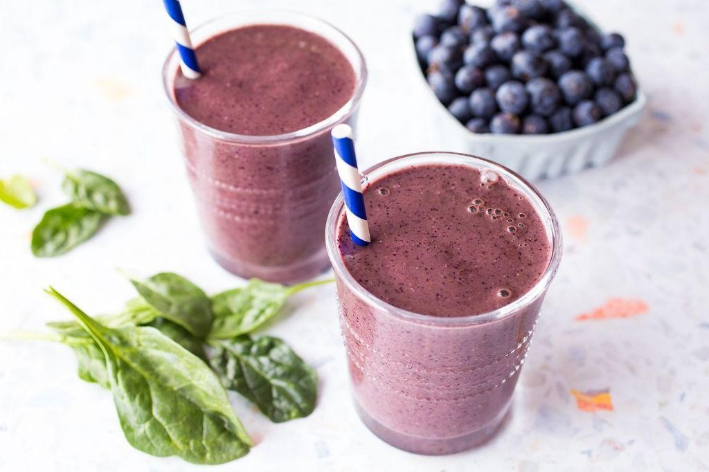 Blueberry and Spinach Detox Juice