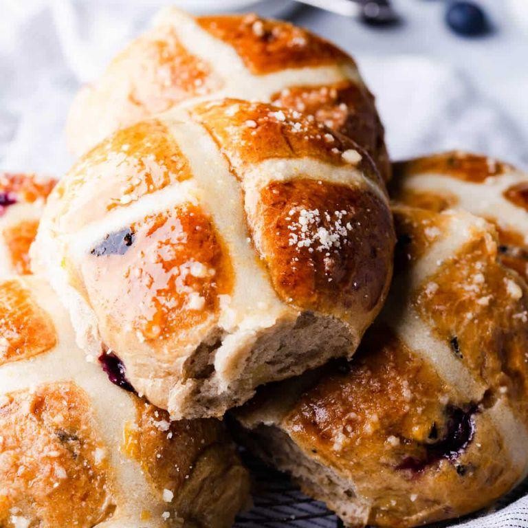 Blueberry and White Chocolate Hot Cross Buns