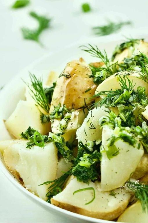 Boiled Potatoes with Green Onions