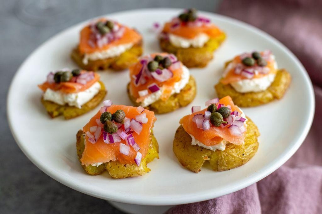 Boiled Potatoes with Smoked Salmon