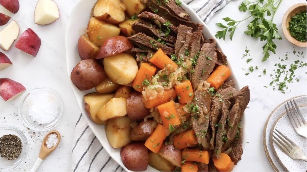 Braised Beef Brisket with Carrots and Potatoes