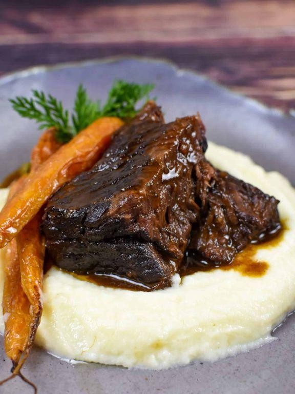 Braised Beef Short Ribs with Mushrooms