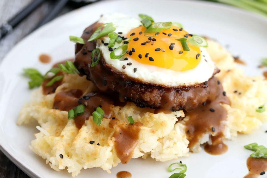 Breakfast Loco Moco with Hash Browns
