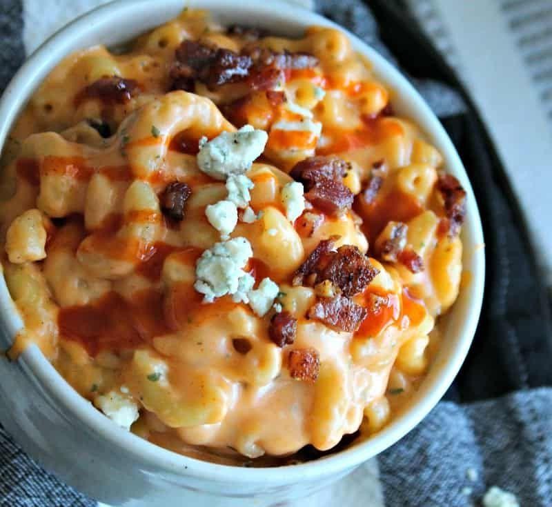 Buffalo Blue Cheese Macaroni and Cheese