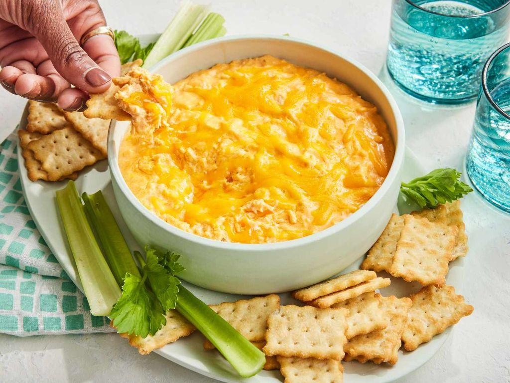 Buffalo Chicken and Cream Cheese Dip