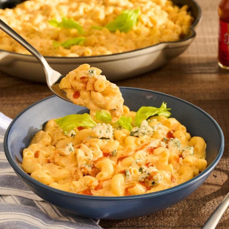 Buffalo Mac and Cheese Soup