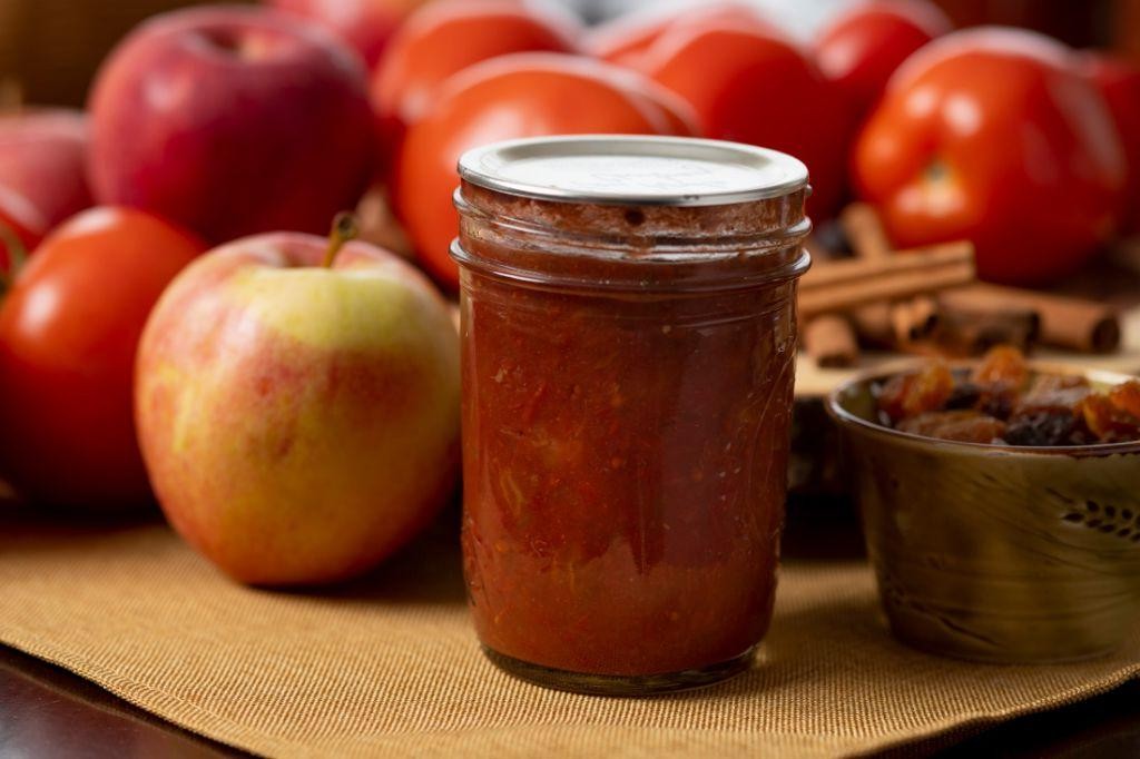 Canned Apple Chutney