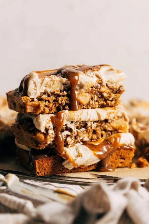 Caramel Apple Scotcheroos