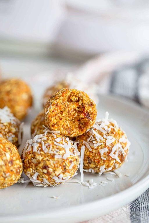 Carrot Cake Energy Balls
