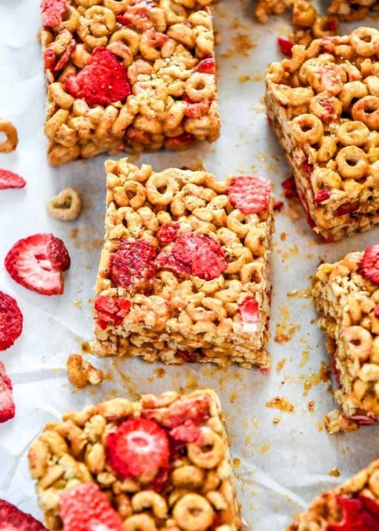 Cheerios Raspberry Almond Bars