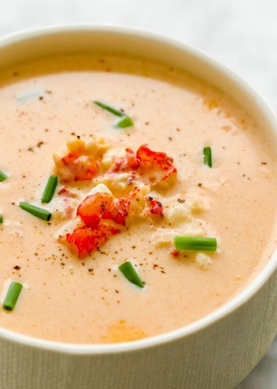 Cheesy Lobster Bisque