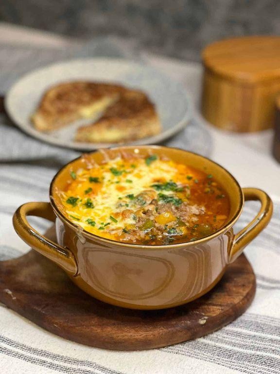 Cheesy Stuffed Pepper Soup