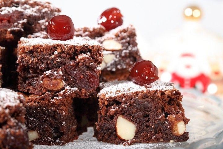 Cherry Almond Christmas Brownies