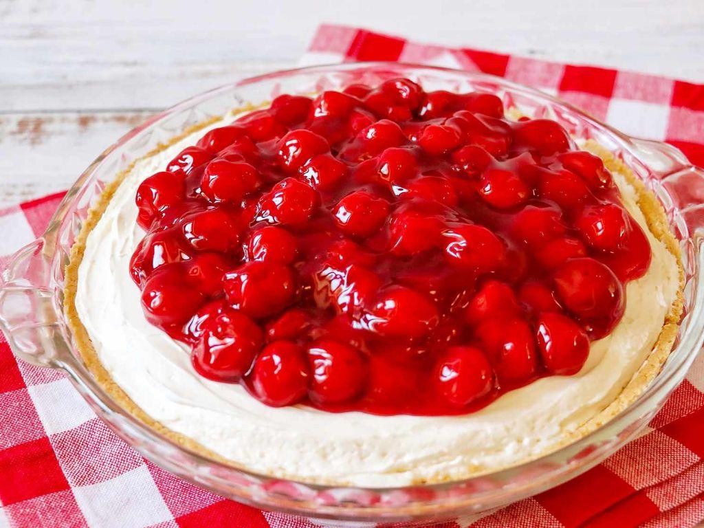 Cherry Cool Whip Pie