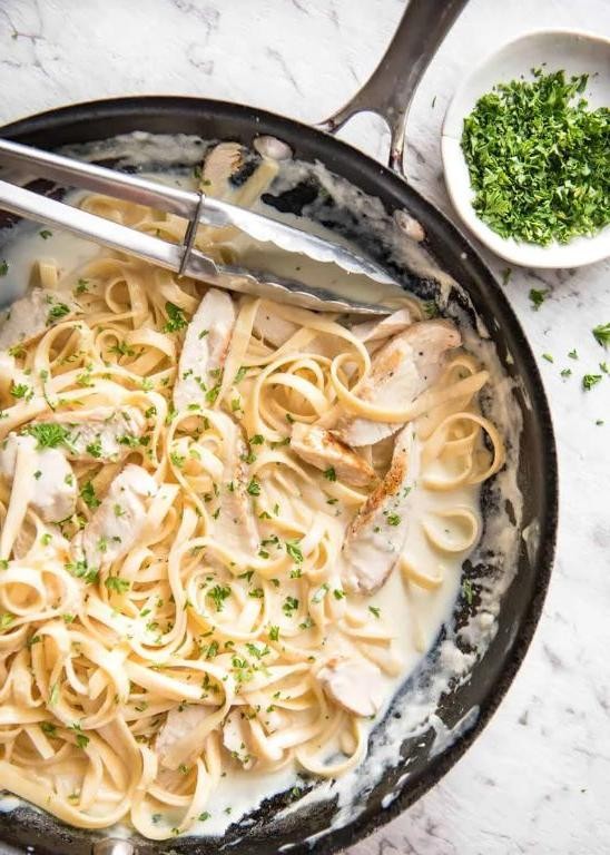 Chicken Alfredo Pasta