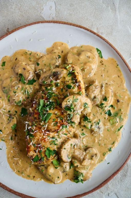 Chicken Breast with Mushroom Sauce