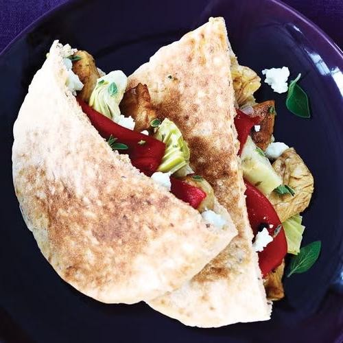 Chicken Pita with Roasted Red Pepper