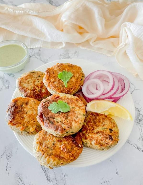 Chicken Shami Kabab with Hummus