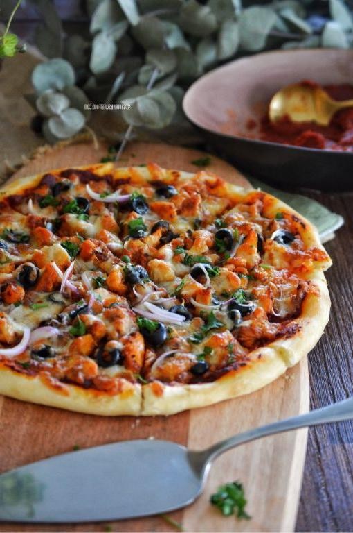 Chicken Tikka Pizza