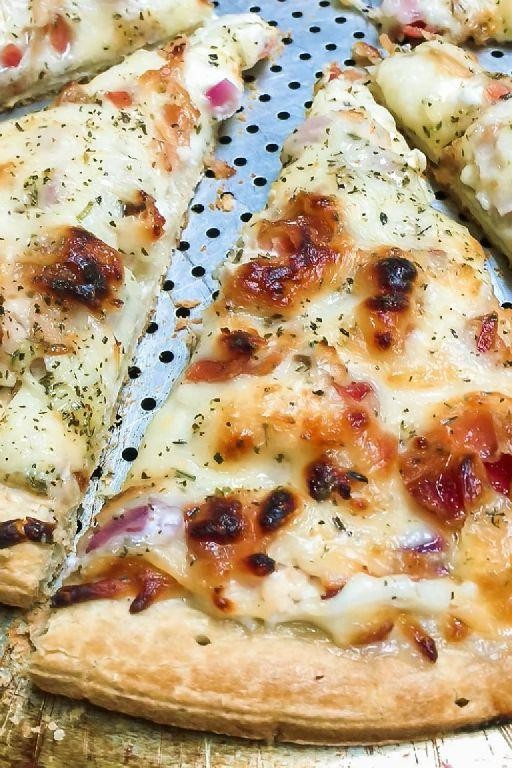 Chicken and Cream Cheese Pizza