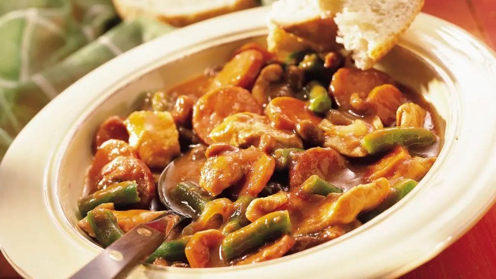 Chicken and Sausage Slow Cooker Stew