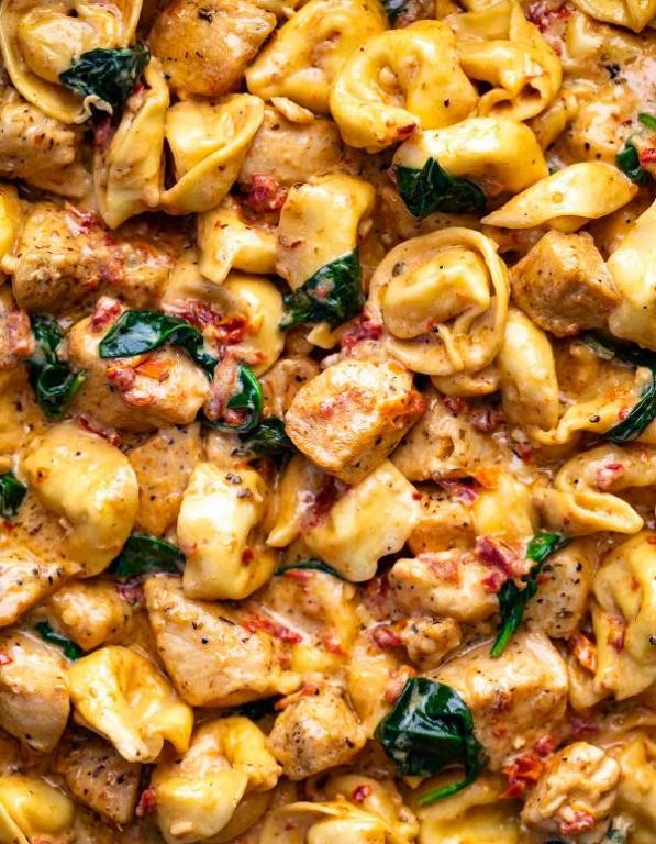 Chicken and Sun-Dried Tomato Tortellini Pasta
