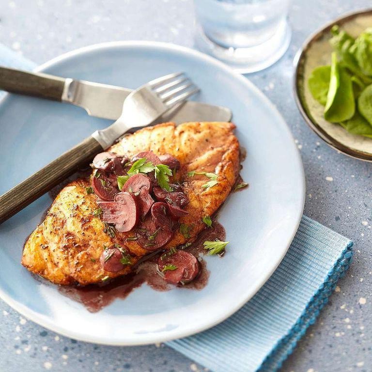 Chicken with Red Wine Reduction