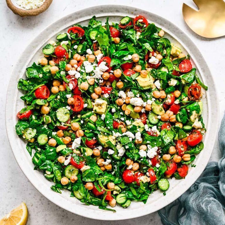 Chickpea and Spinach Hearty Salad