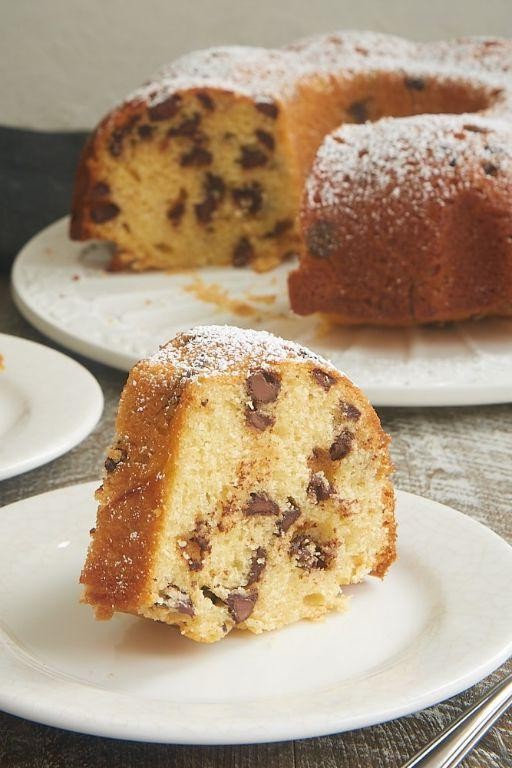 Chocolate Chip Muffin Cake